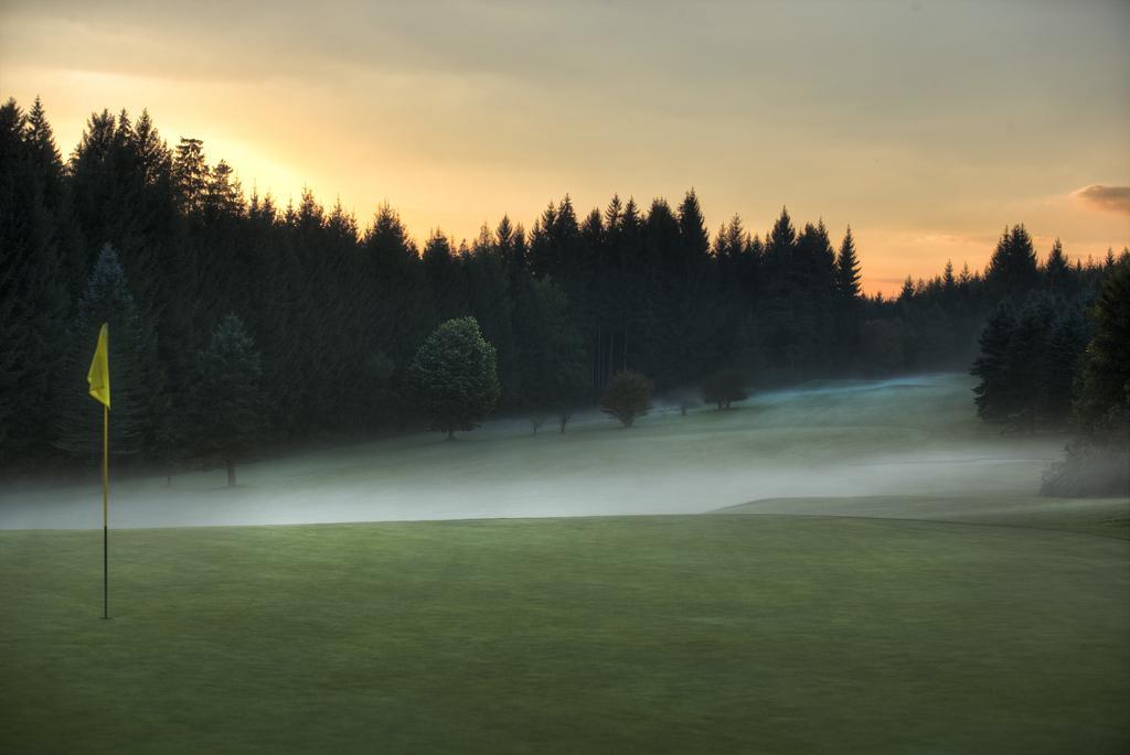 Golfresort Haugschlag Exteriör bild